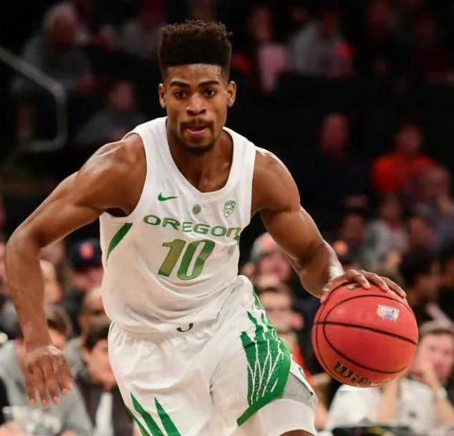 北京首钢神秘新援抵达球队!NBA落选秀,身高1米93,高额买断费